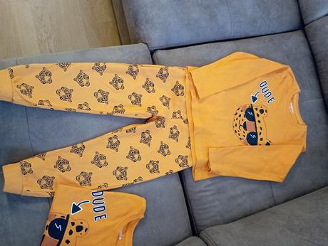 Tričko tepláky, lupilu,110