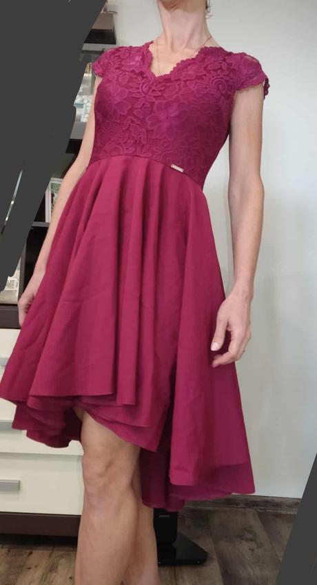 Nádherné slávnostné šaty, s