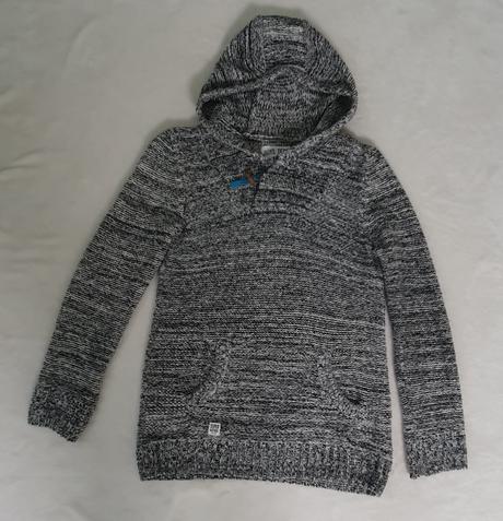 Sveter, reserved,158