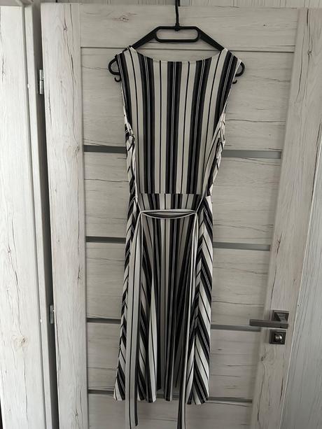 Šaty s opaskom, h&m,s