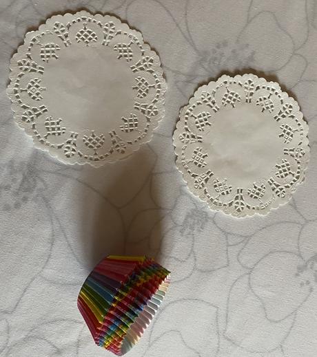 Papierové podložky priemer 14cm - 30ks,