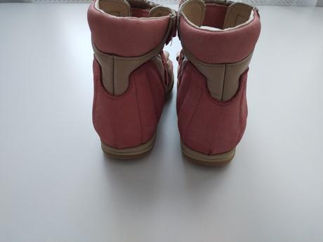 Ortopedické sandalky, 26