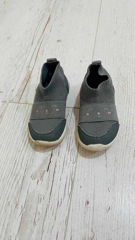 Sivé tenisky ľahké 25, 25