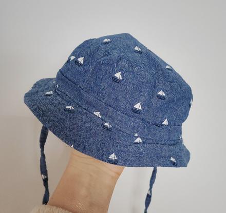 Chlapčenský klobúčik, c&a,68