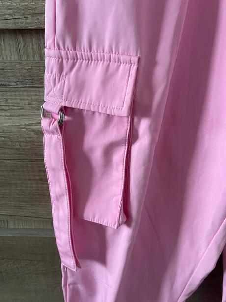 Ružové nohavice, new yorker,s