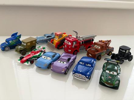 Autá cars,