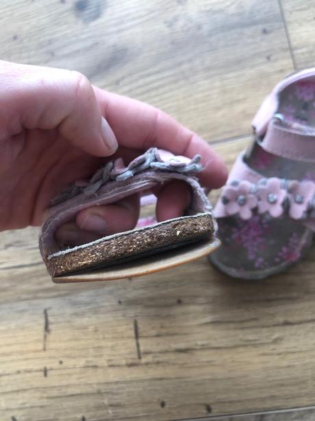 Sandalky next, next,22