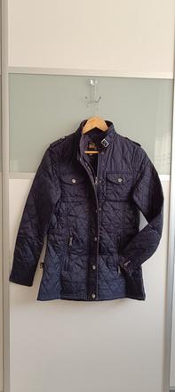 Kvalitná prešívaná bunda, 36