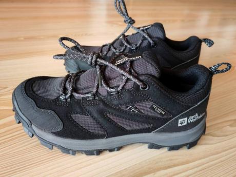 Turistické topánky, jack wolfskin,35