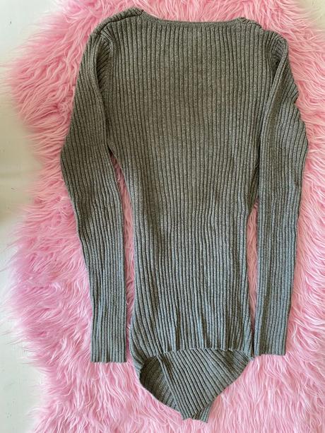 Trblietavý svetrík, xs