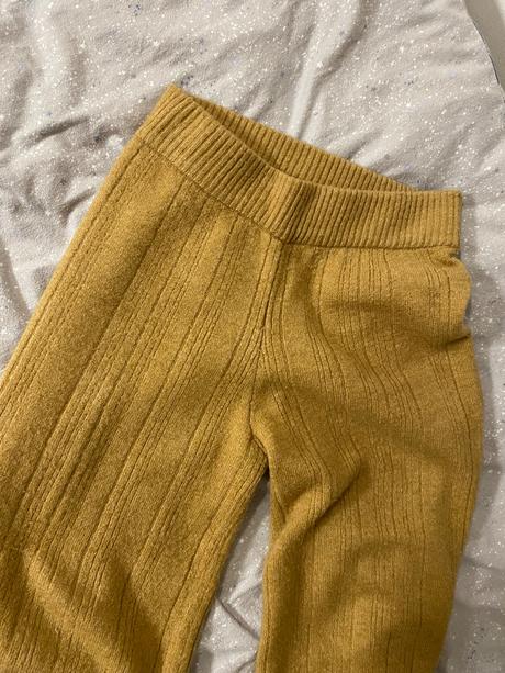 Pletene nohavice, tu,s