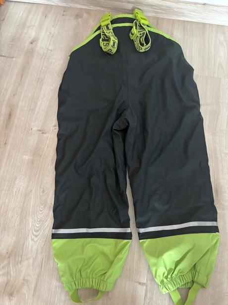 Nohavice do dažda, lupilu,110