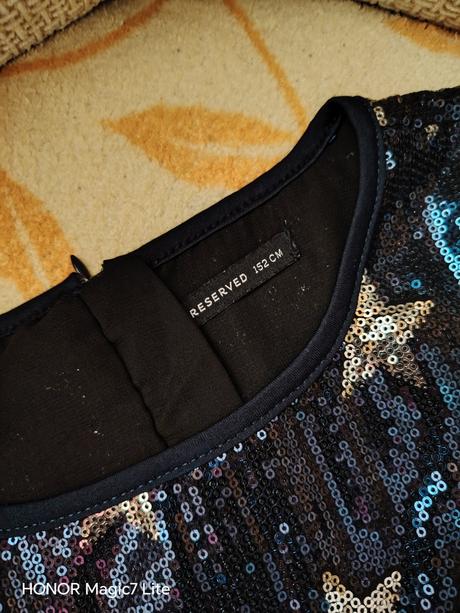 Trblietavé šaty a bolerko, reserved,152