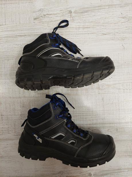 Bezpečnostná pracovná obuv, 42