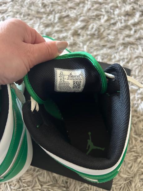 Tenisky air jordan 1mid, air jordan,42