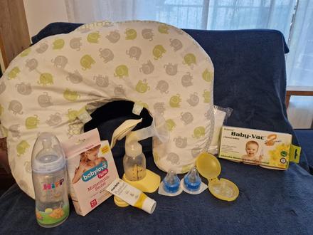 Vankúš na kojenie a iné potreby pre bábätko,