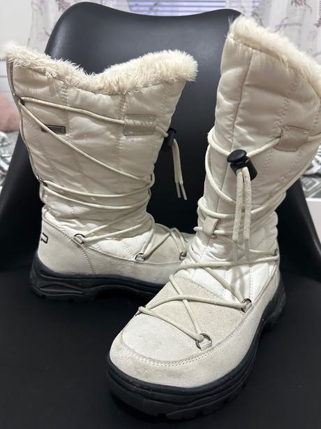 Snehule na predaj, 36