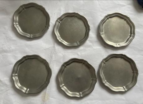6 ks cinove podlozky pod pohare pravy cin znacene,