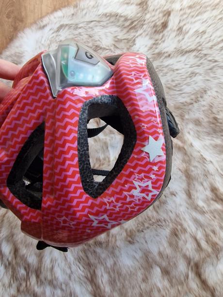 Dievčenská prilba, xs