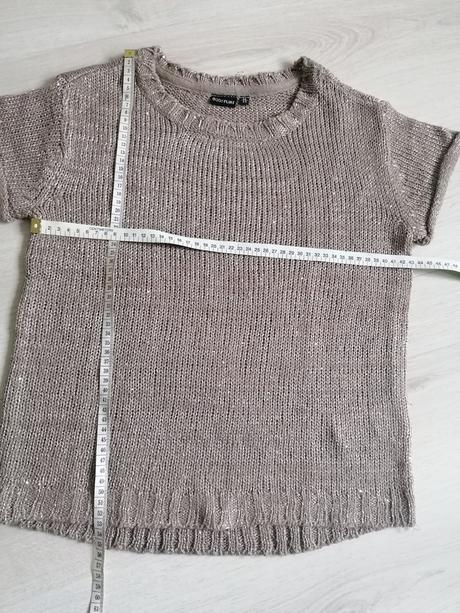 Trblietavý svetrík, 34