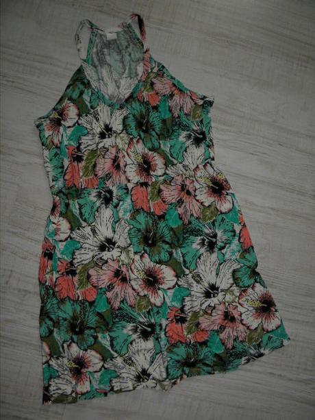 Šatičky, h&m,s