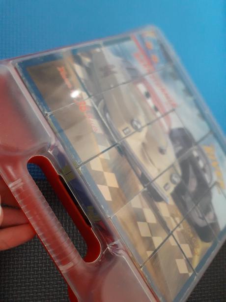 Kocky mcqueen v puzdre málo hrané,