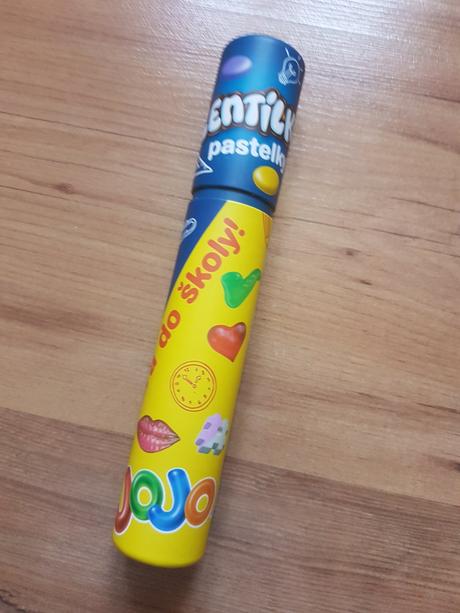 Pastelky v dóze 12 kusov, 