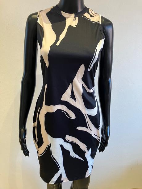 Dámske šaty vzorované (m), m