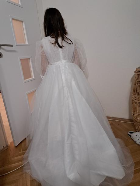 Šaty na 1.sv.prijimanie, 134