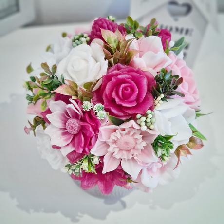 Veľká mydlova voňavá kytica,