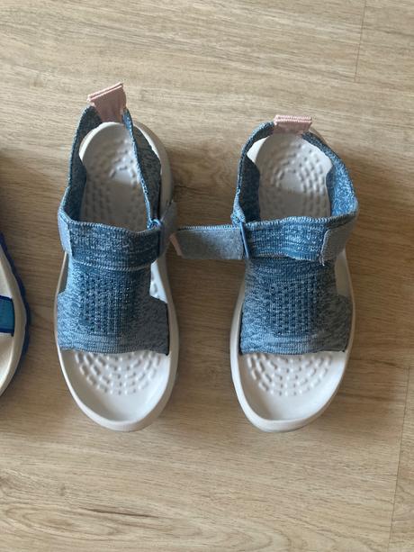 Turisticke pohodlne sandale, decathlon,34