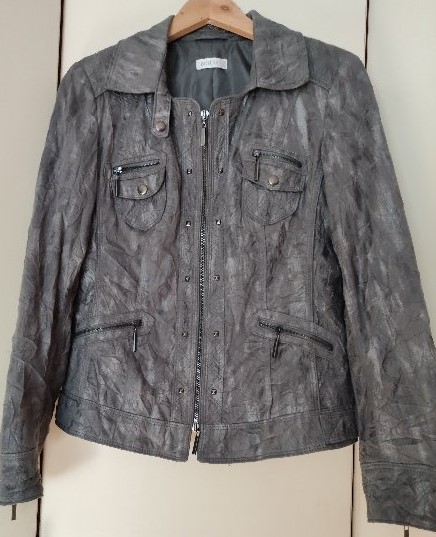 Sivá bunda koženého vzhľadu, m