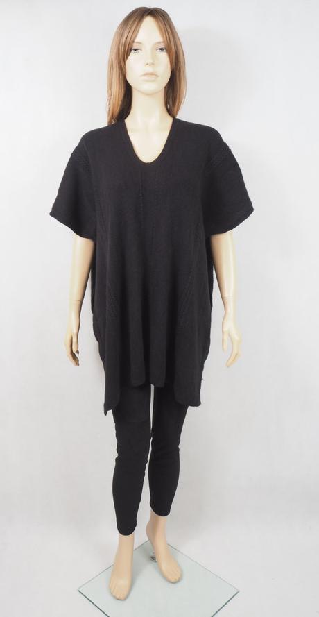 Kvalitné čierne pončo, l