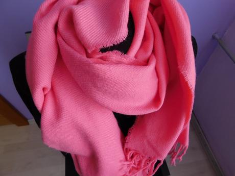 Ružový šál, 