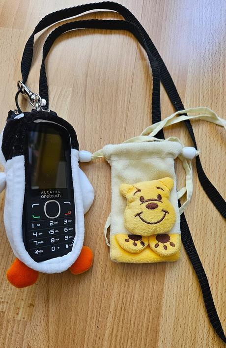 2x detsky obal/puzdro na kluce alebo telefon,