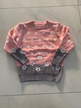 Ružovo-sivý svetrík, 110