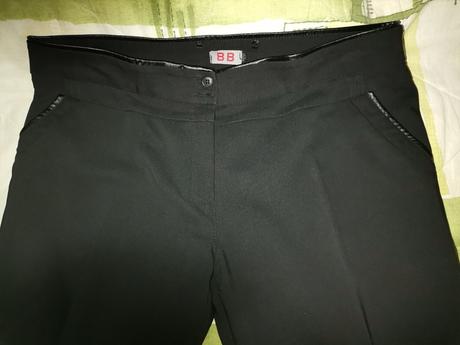 Dámske čierne nohavice č. 44, 44