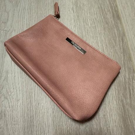 Kozmetická taštička trussardi,