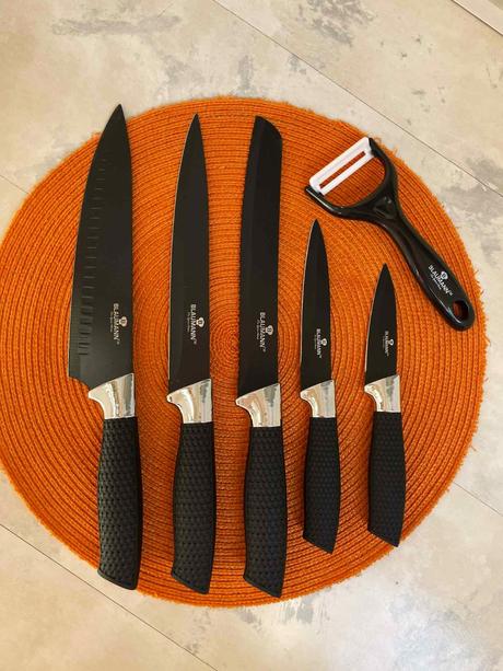Kvalitné nože 6 ks,