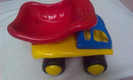 Nákladné  vyklápacie auto, 