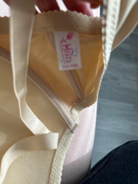 Vystužená podprsenka s kosticami 46-105/d, 105d