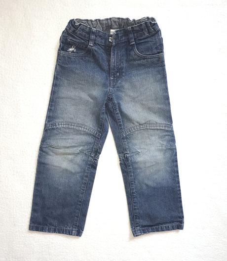 Rifle s bielymi pásikmi, c&a,110