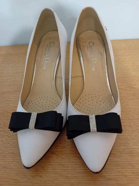 Bieločierne kožené topánky, 38