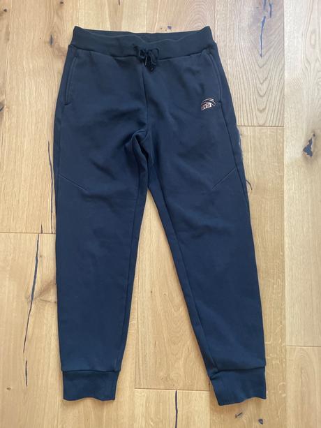 Oteplené tepláky, 36