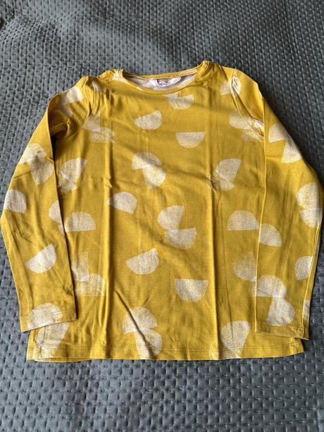 Tričká, legíny,šaty, mikiny - mix oblečenia, 140–152