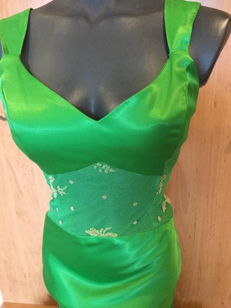 Retro saty v zelenej farbe, xs