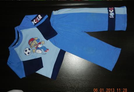 Teplakova suprava + tricko+pulover, 86