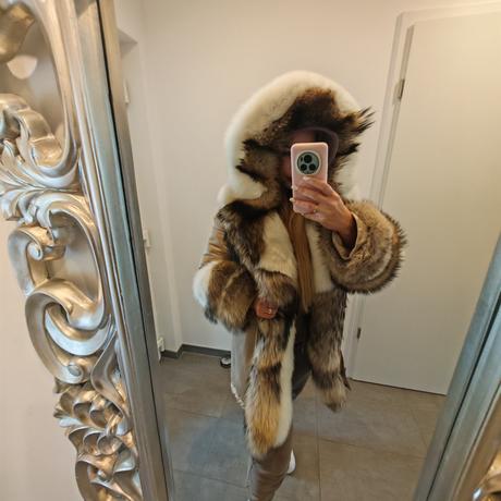 Luxusná parka s extra hustou kožušinou, s