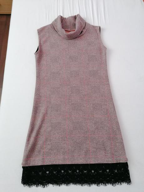 Ružové kárované šaty, s