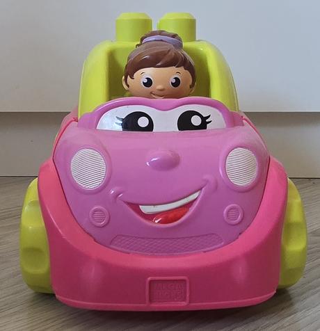 Autíčko mega bloks, 